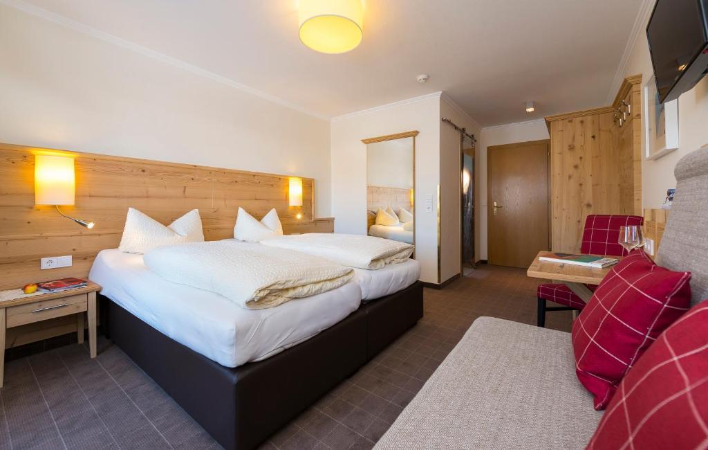 Hotel Garni Entstrasser Kitzbühel Habitación foto